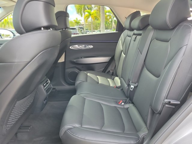 Used 2026 Genesis GV70 2.5T Select AWD/4WD image 8