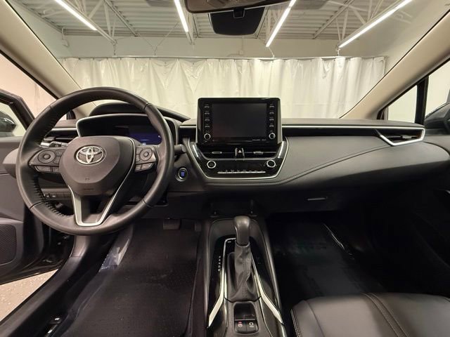 Used 2020 Toyota Corolla XLE image 18
