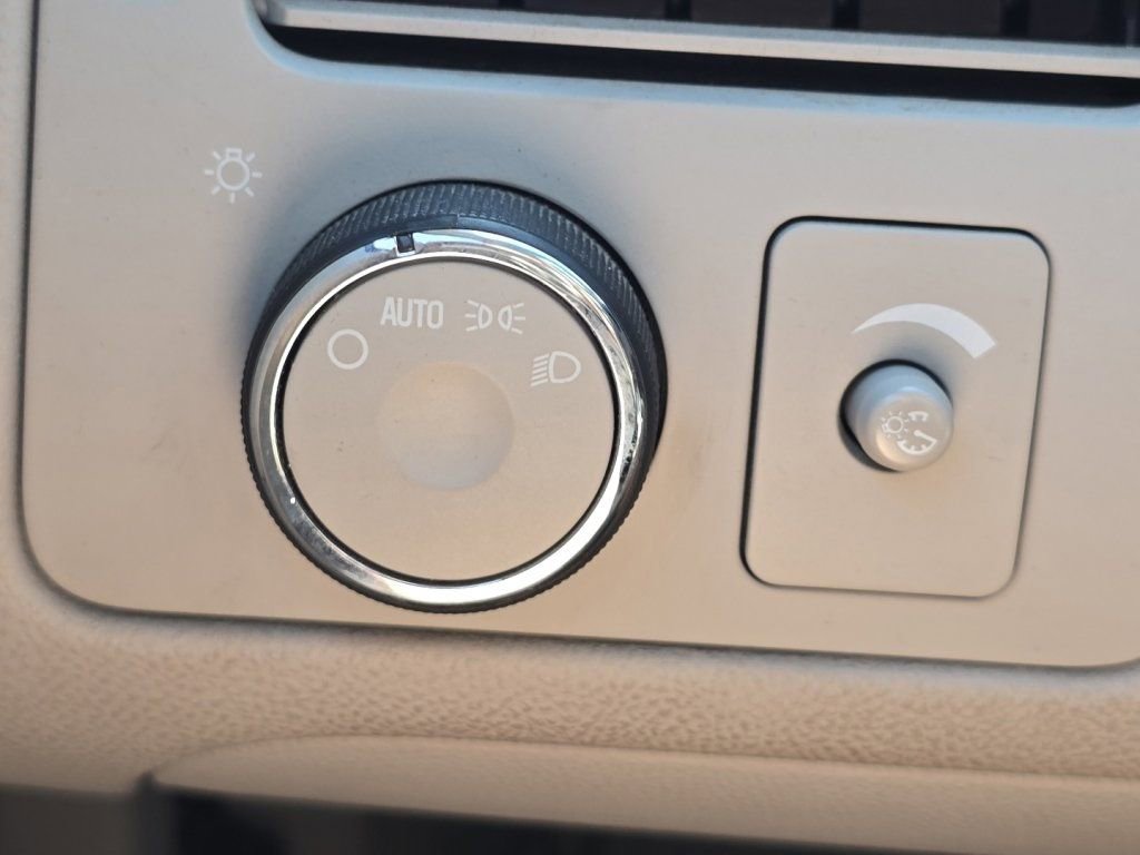 Used 2007 Buick Lucerne CX FWD image 6