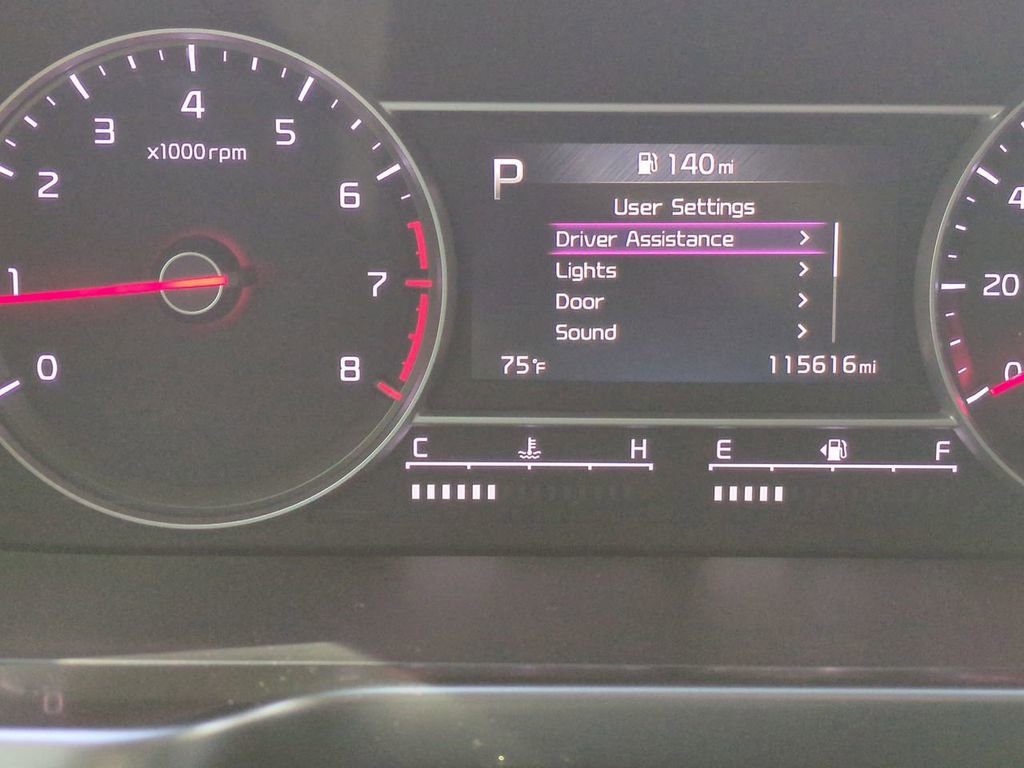 Used 2021 Kia Sorento S image 27