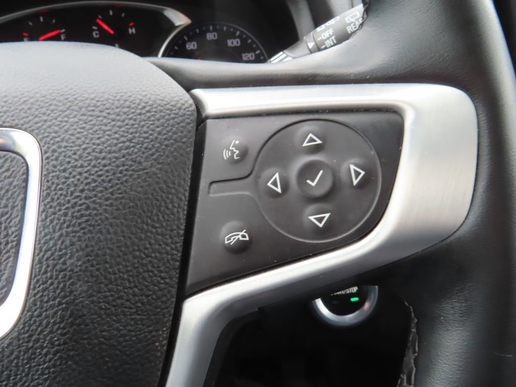 Used 2024 GMC Terrain SLT image 16