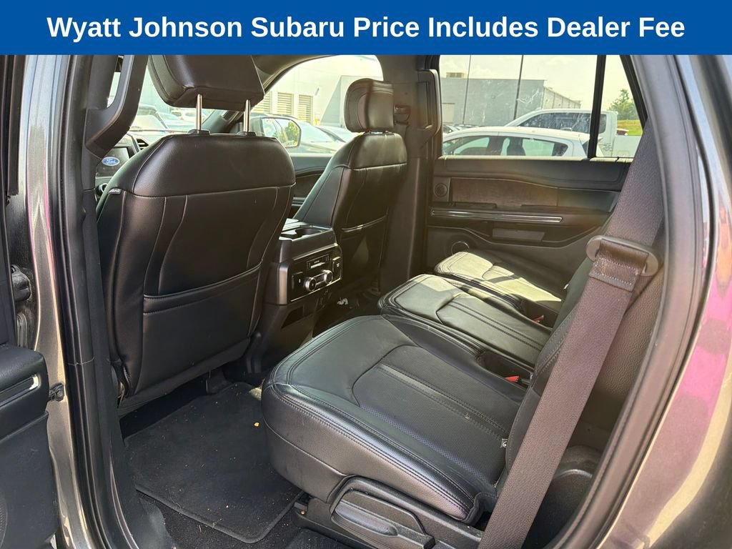 Used 2019 Ford Expedition Limited w/ Equipment Group 302A AWD/4WD image 8