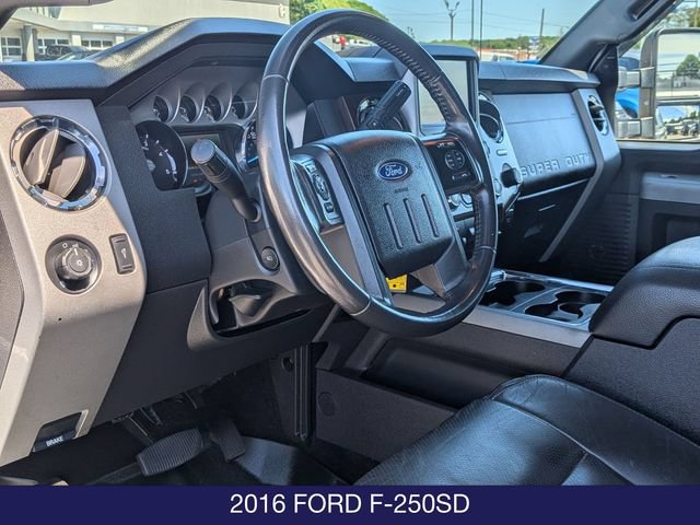 Used 2016 Ford F250 Lariat w/ Lariat Ultimate Package AWD/4WD image 13