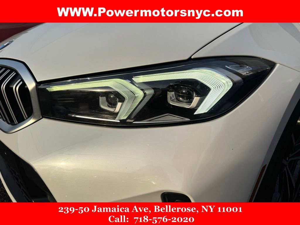 Used 2023 BMW 330i Sedan w/ M Sport Package RWD image 4