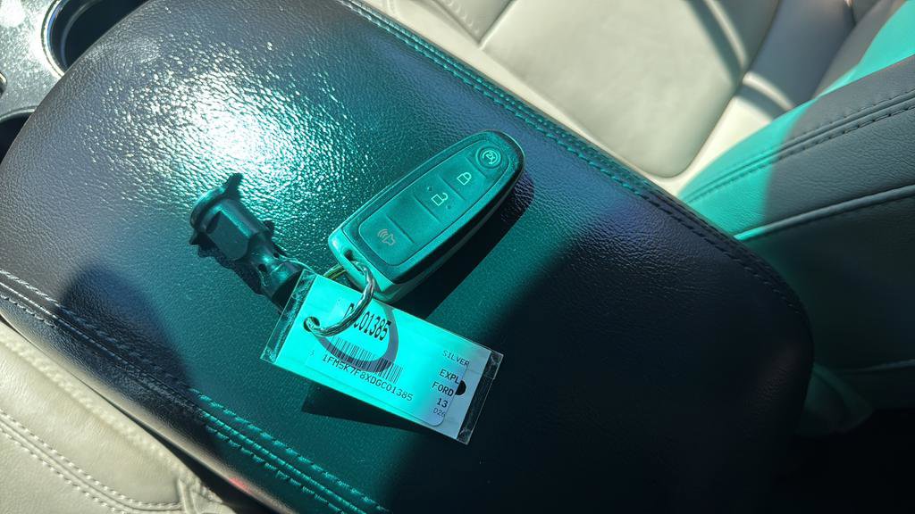 Used 2013 Ford Explorer Limited FWD image 24