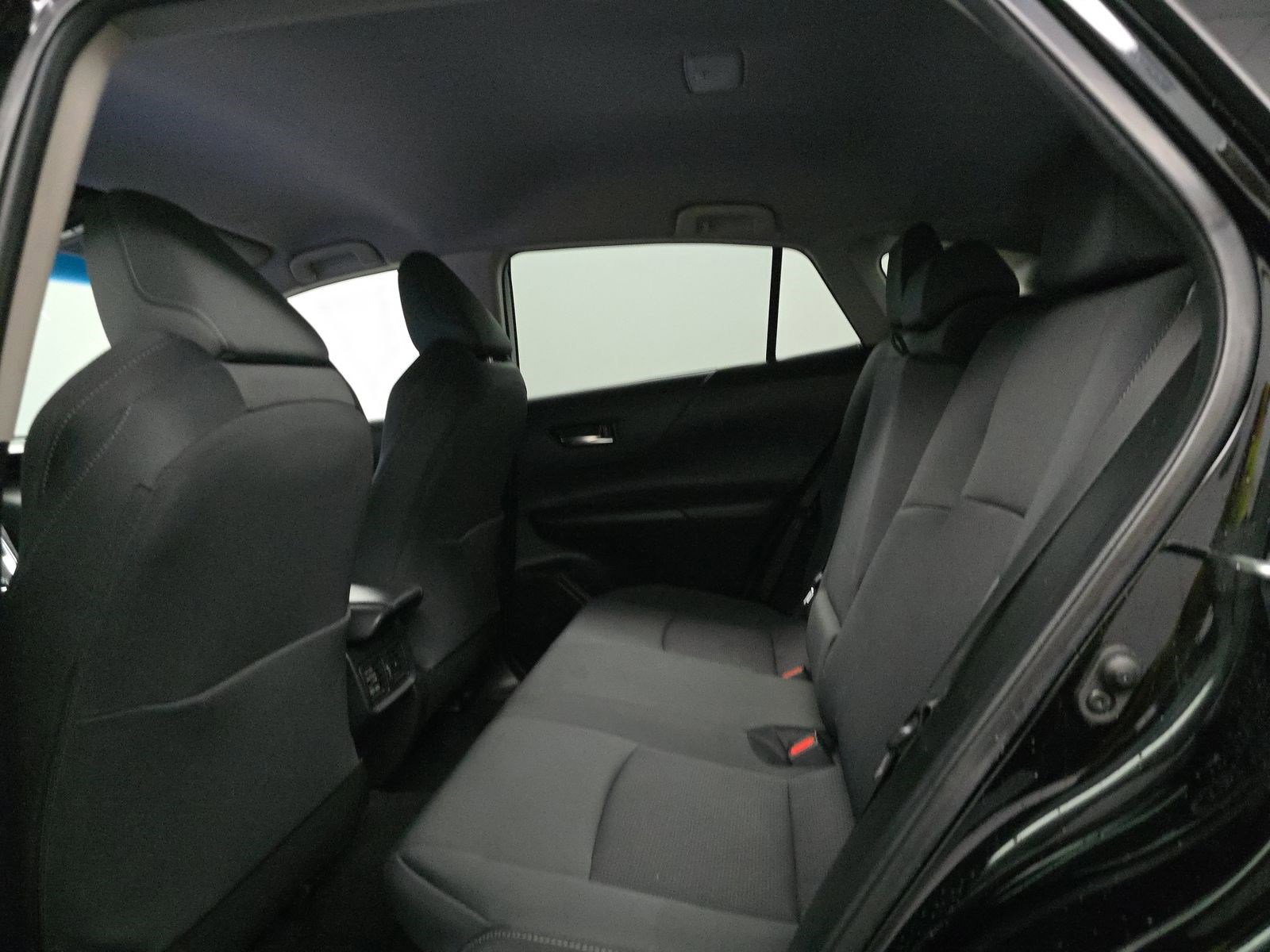 Used 2023 Toyota Venza LE AWD/4WD image 11