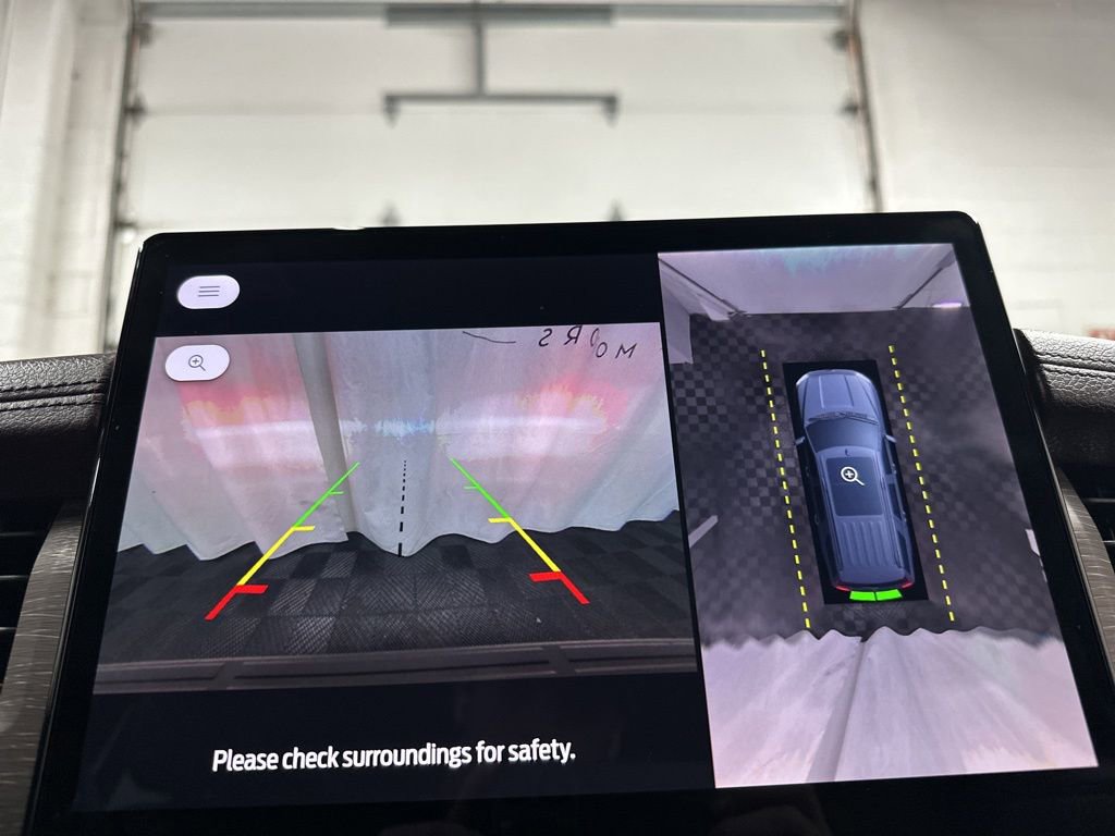 Used 2024 Ford Expedition Limited image 29