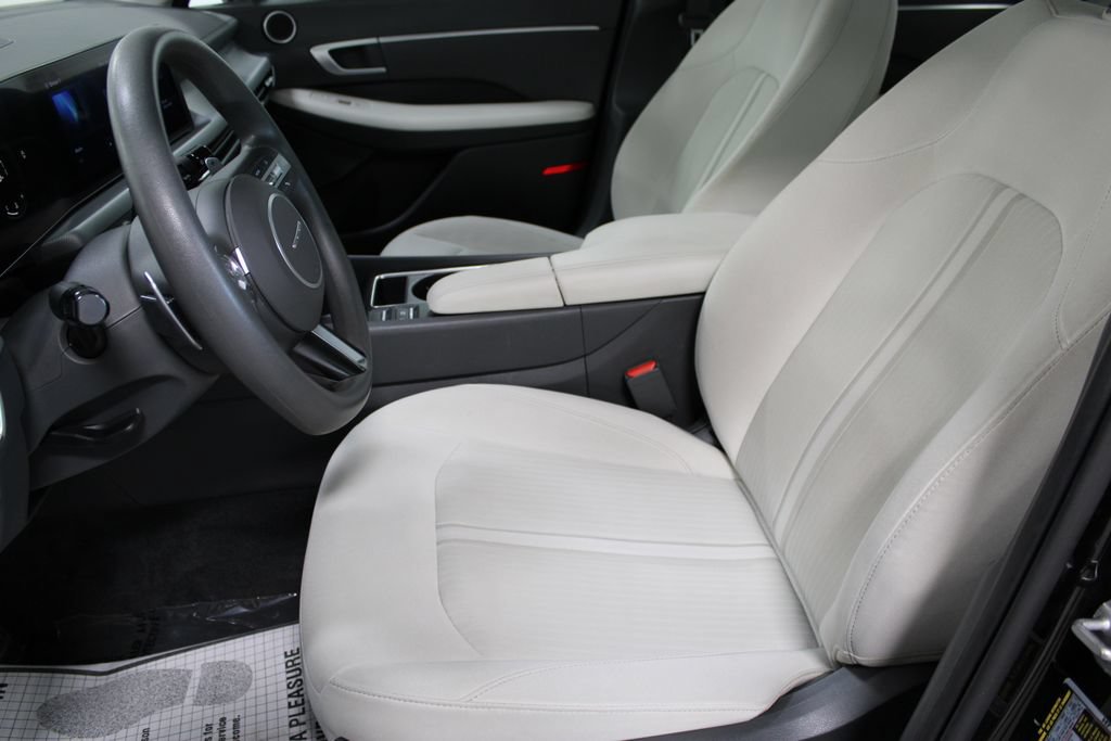 Used 2024 Hyundai Sonata SEL FWD image 16