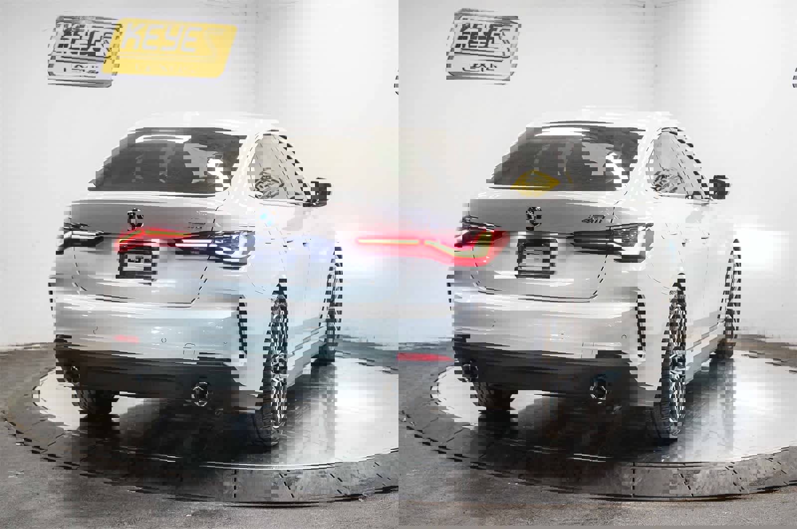 Used 2023 BMW 430i Gran Coupe w/ Premium Package image 4