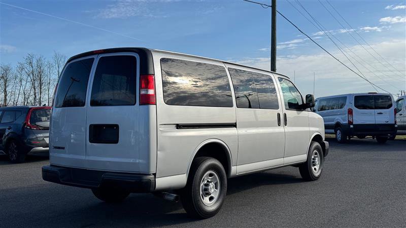 Used 2017 Chevrolet Express 2500 LS image 5