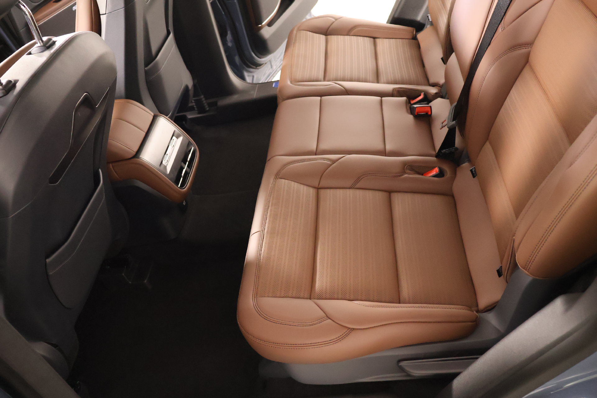 New 2026 Lincoln Nautilus Reserve AWD/4WD image 12