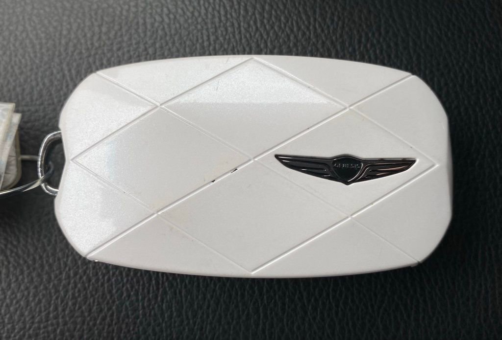 Certified 2025 Genesis GV80 2.5T image 36