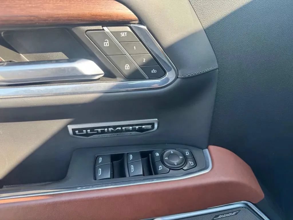 Used 2024 GMC Sierra 1500 Denali Ultimate AWD/4WD image 13