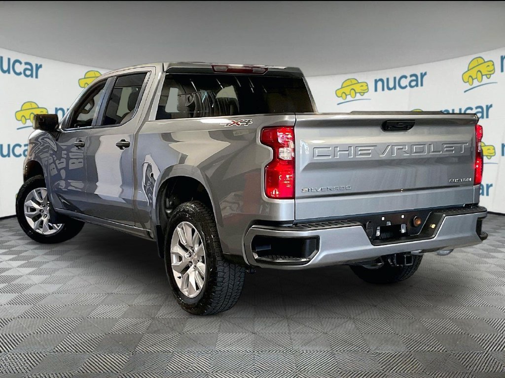 Used 2023 Chevrolet Silverado 1500 Custom AWD/4WD image 4