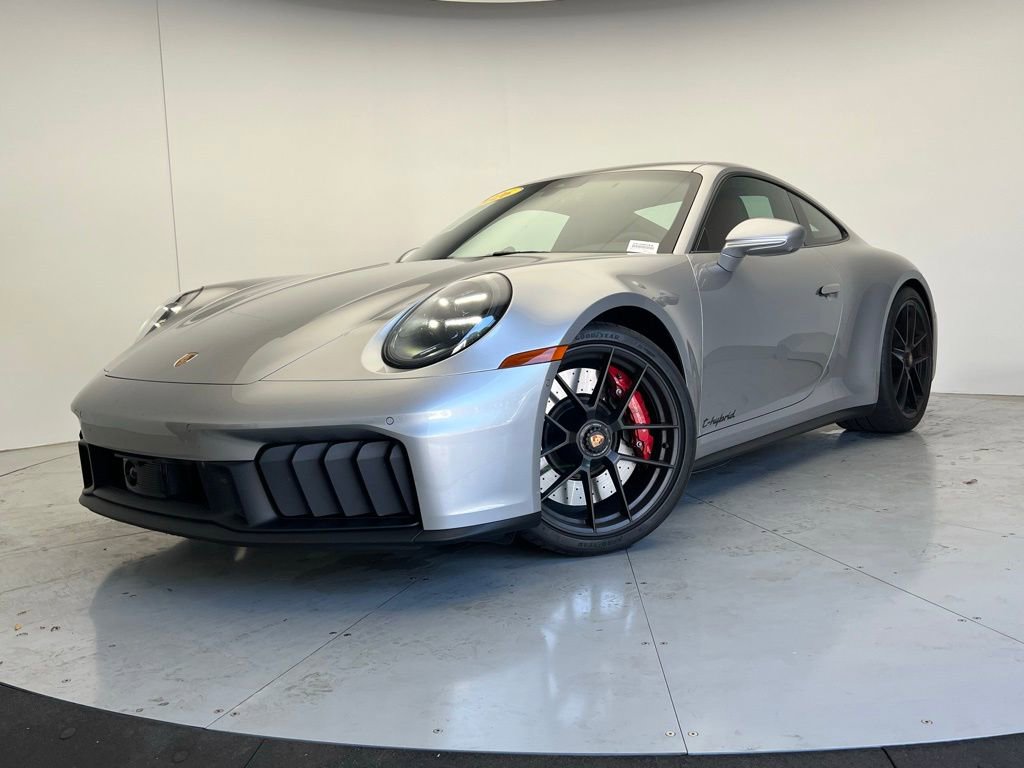 Certified 2026 Porsche 911 Carrera GTS RWD image 1