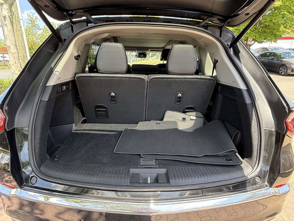 Used 2025 Acura MDX SH-AWD w/ Technology Package image 8