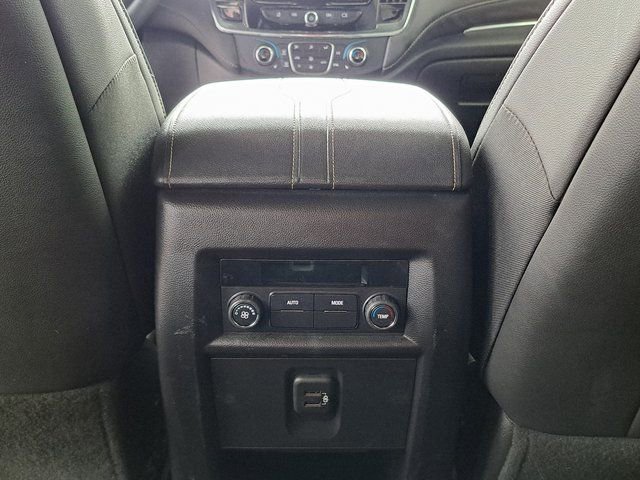 Used 2023 Chevrolet Traverse LT image 28
