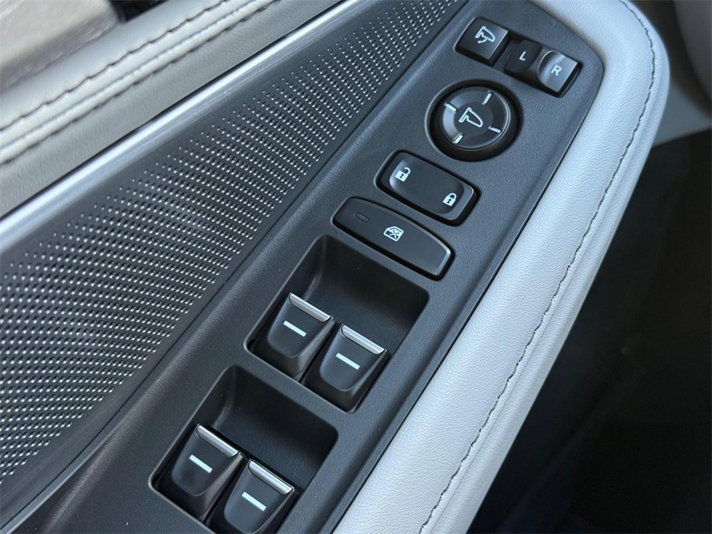 New 2026 Acura MDX w/ Advance Package image 16