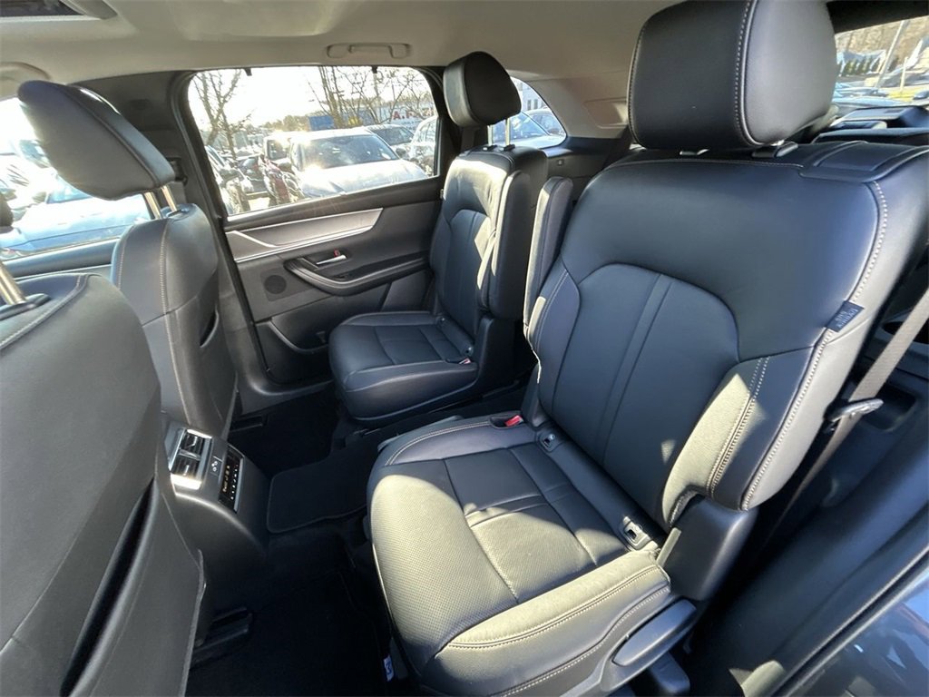 Certified 2025 MAZDA CX-90 3.3 Turbo w/ Preferred Package image 23