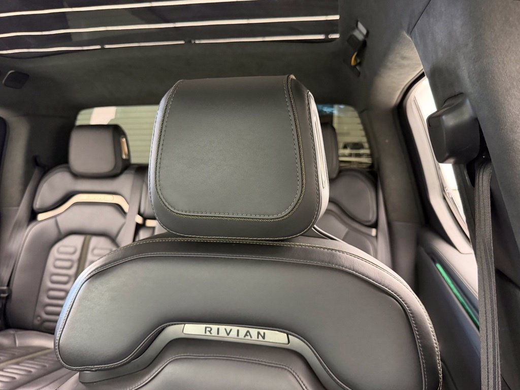 Used 2022 Rivian R1T Adventure AWD/4WD image 19