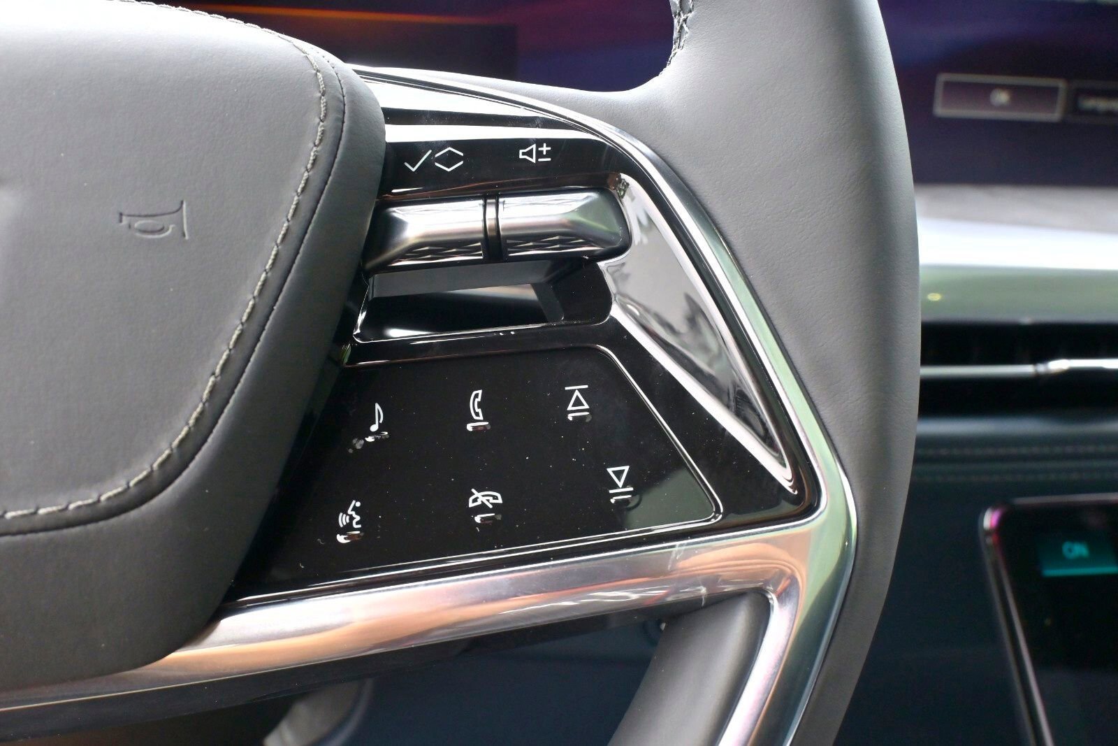 New 2026 Cadillac Escalade IQL Sport 2 image 43