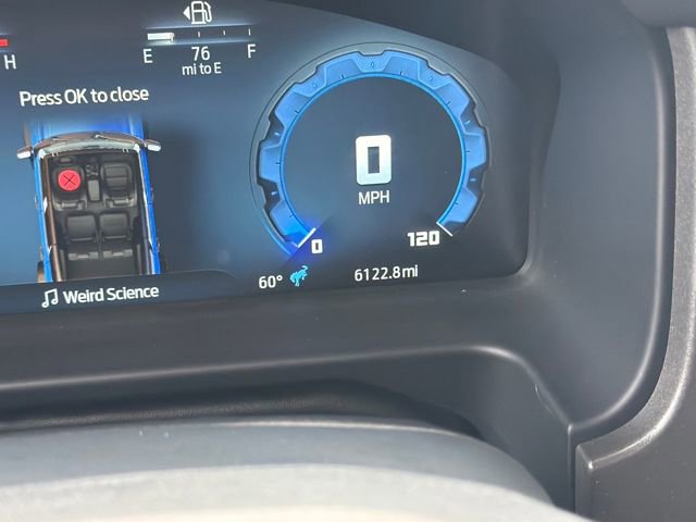 Used 2025 Ford Bronco Badlands image 19