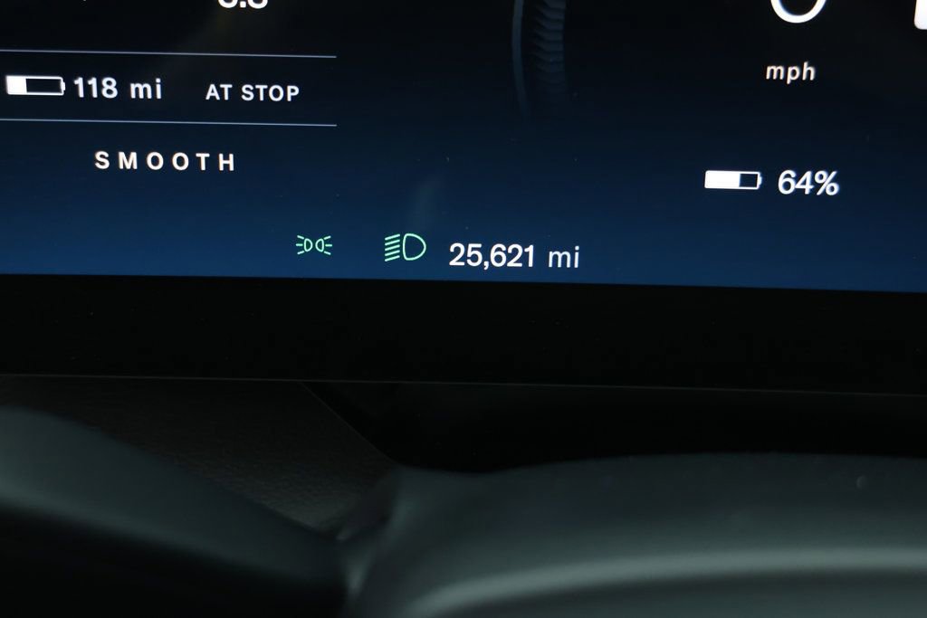 Used 2023 Lucid Air Touring image 14