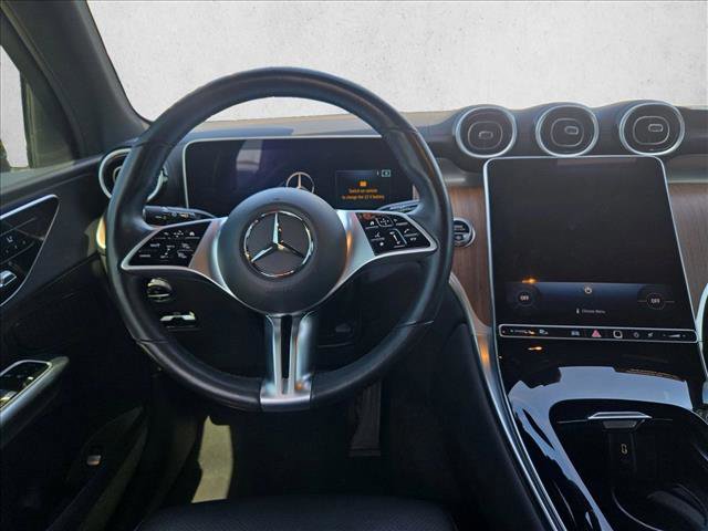 Used 2024 Mercedes-Benz GLC 300 4MATIC image 16