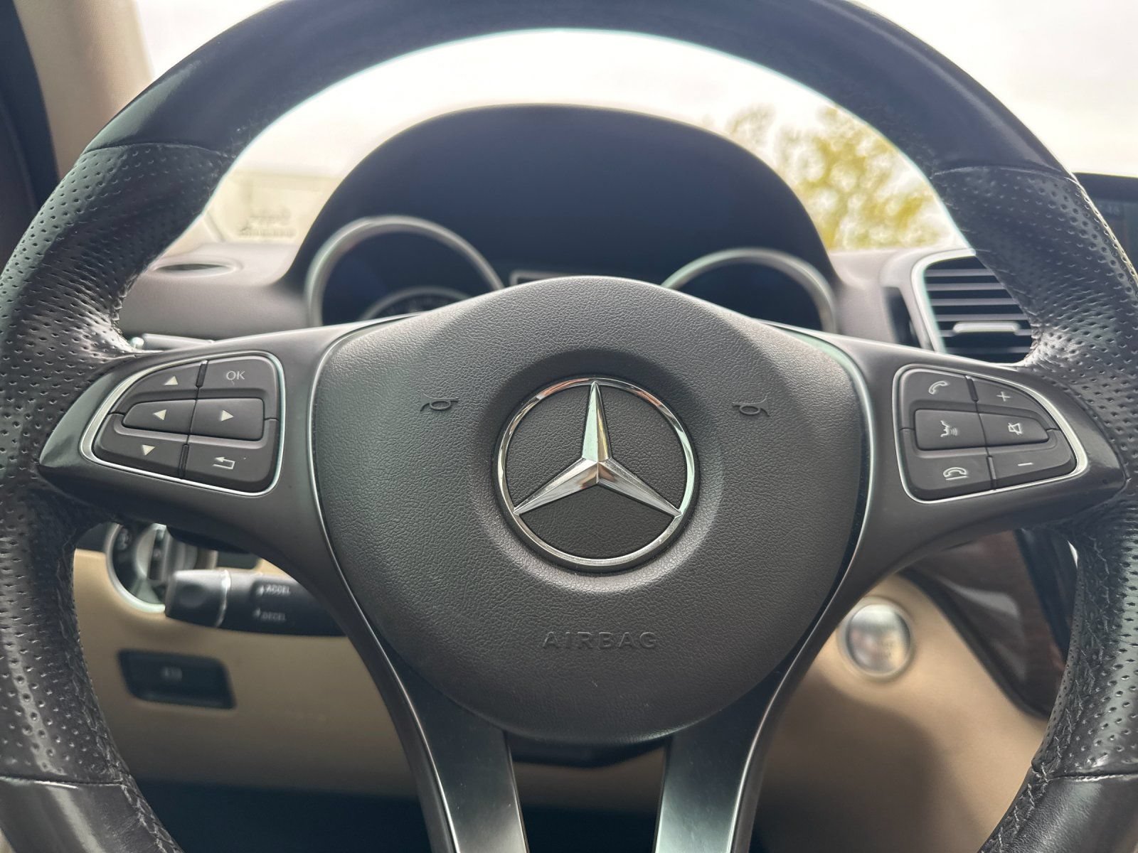Used 2017 Mercedes-Benz GLE 350 4MATIC image 24