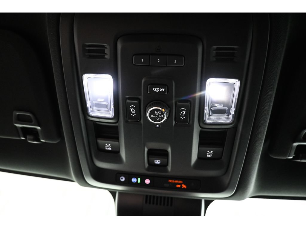 Used 2024 Chevrolet Tahoe Z71 w/ Z71 Off-Road Package AWD/4WD image 56