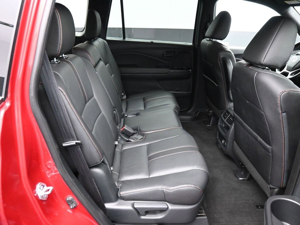 Certified 2023 Honda Passport TrailSport image 24