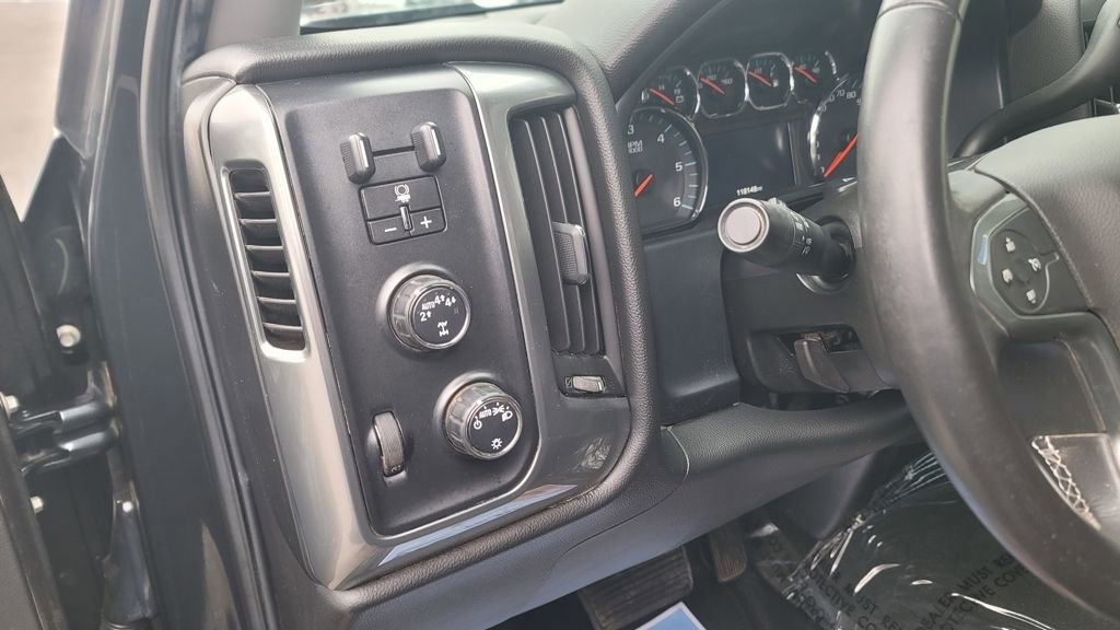 Used 2017 Chevrolet Silverado 1500 LT w/ LPO, Black Pack image 13