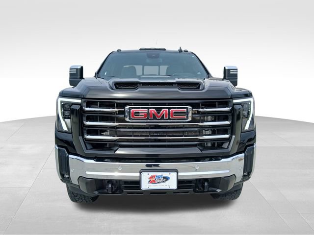 Certified 2024 GMC Sierra 3500 SLT w/ SLT Premium Package AWD/4WD image 8