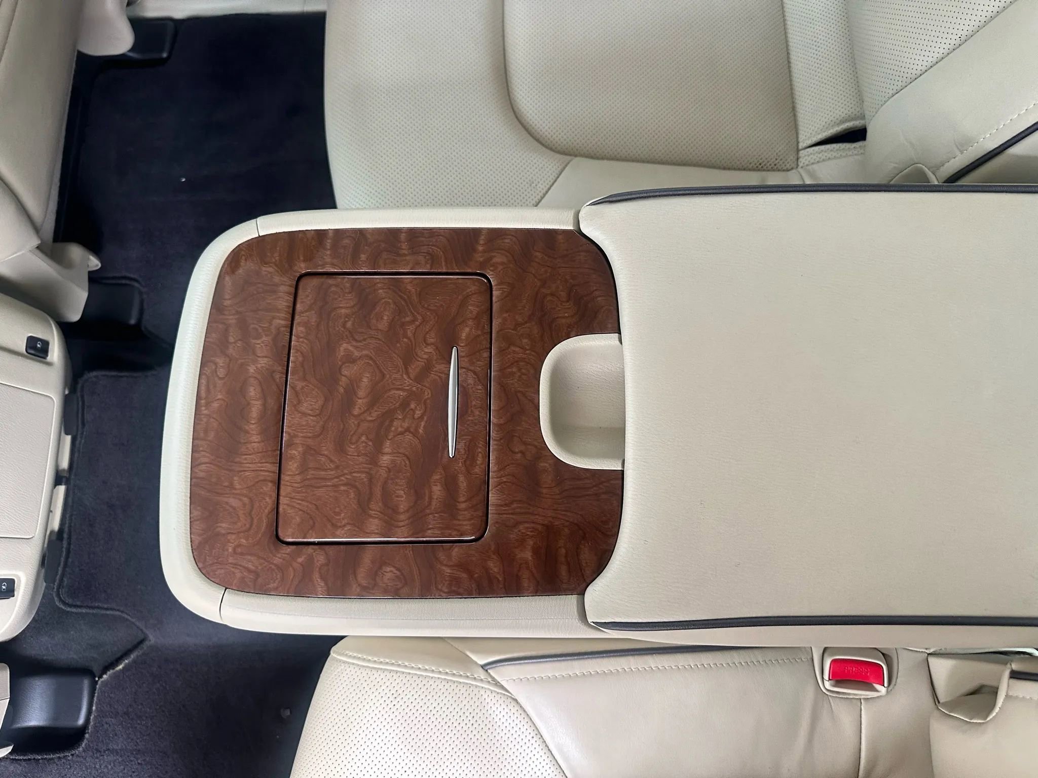 Used 2018 INFINITI QX80 2WD w/ Driver Assistance Package image 21