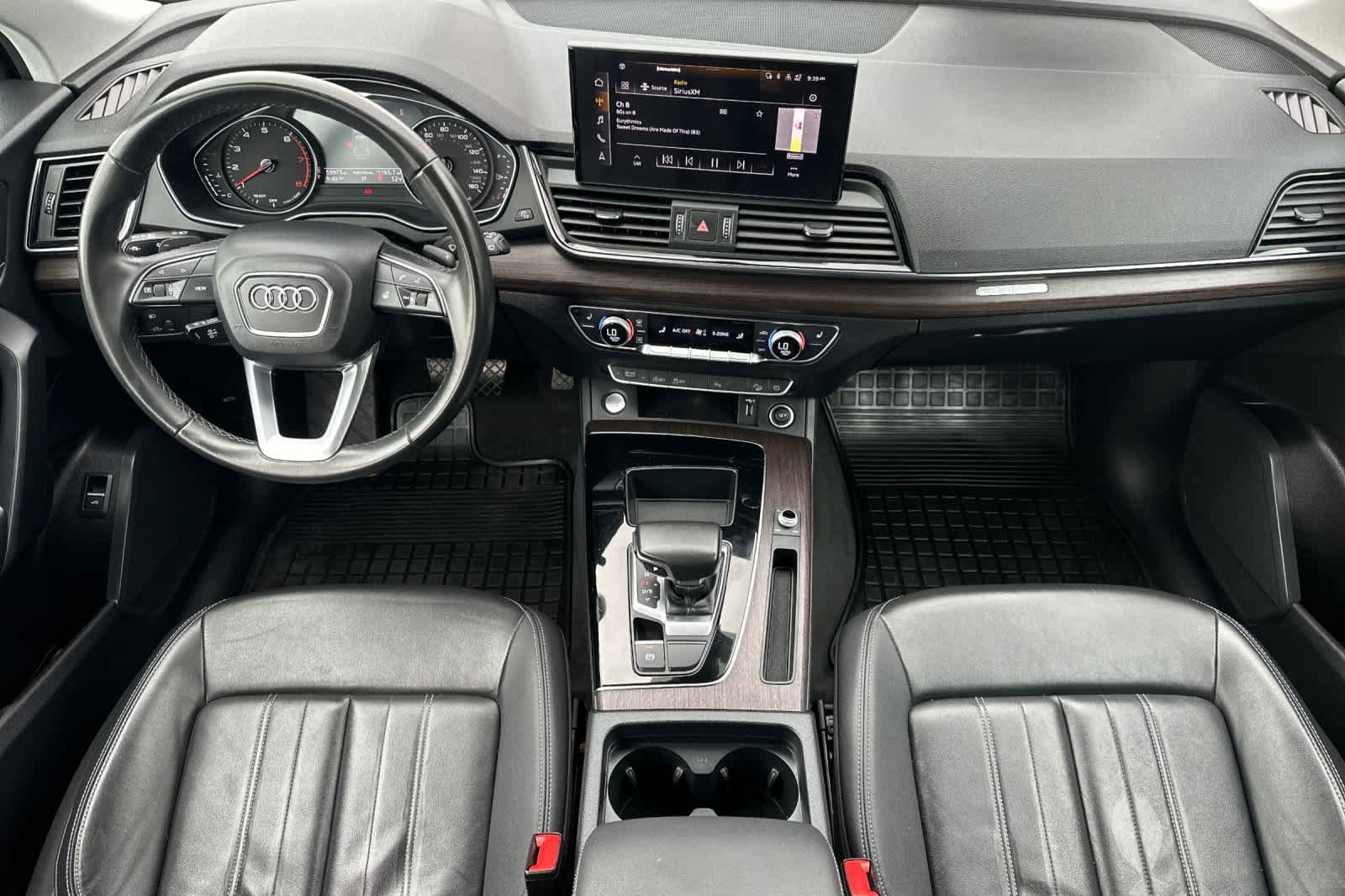Used 2023 Audi Q5 2.0T Premium image 3