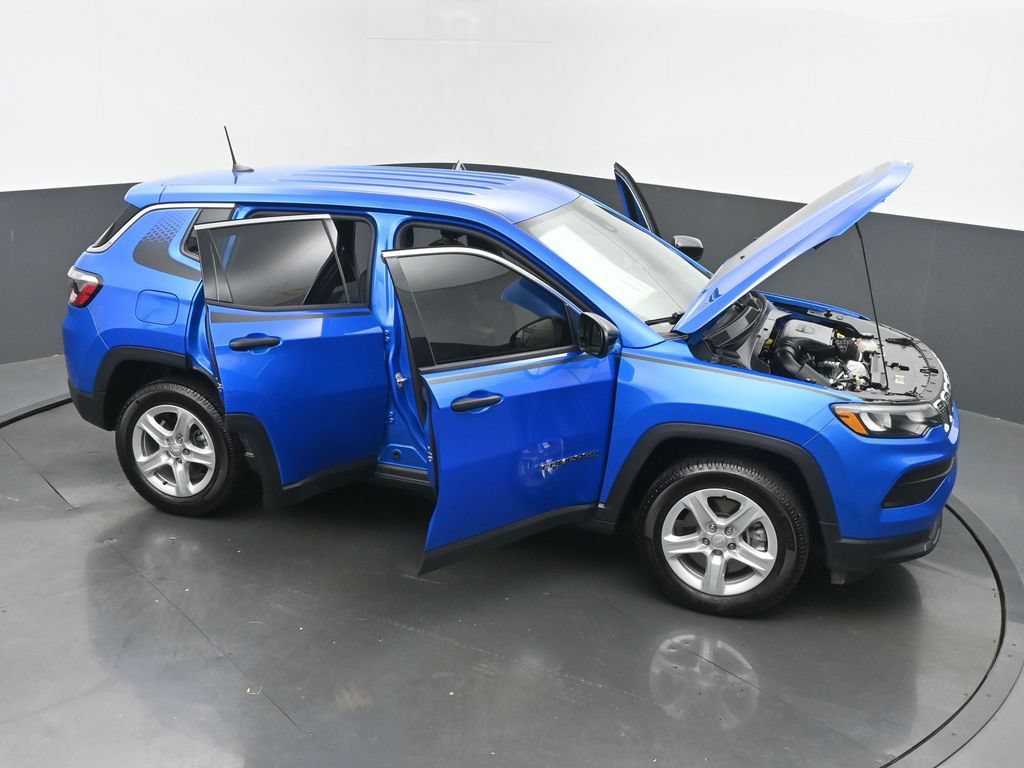 Used 2023 Jeep Compass Sport w/ Mopar Graphics Package AWD/4WD image 60