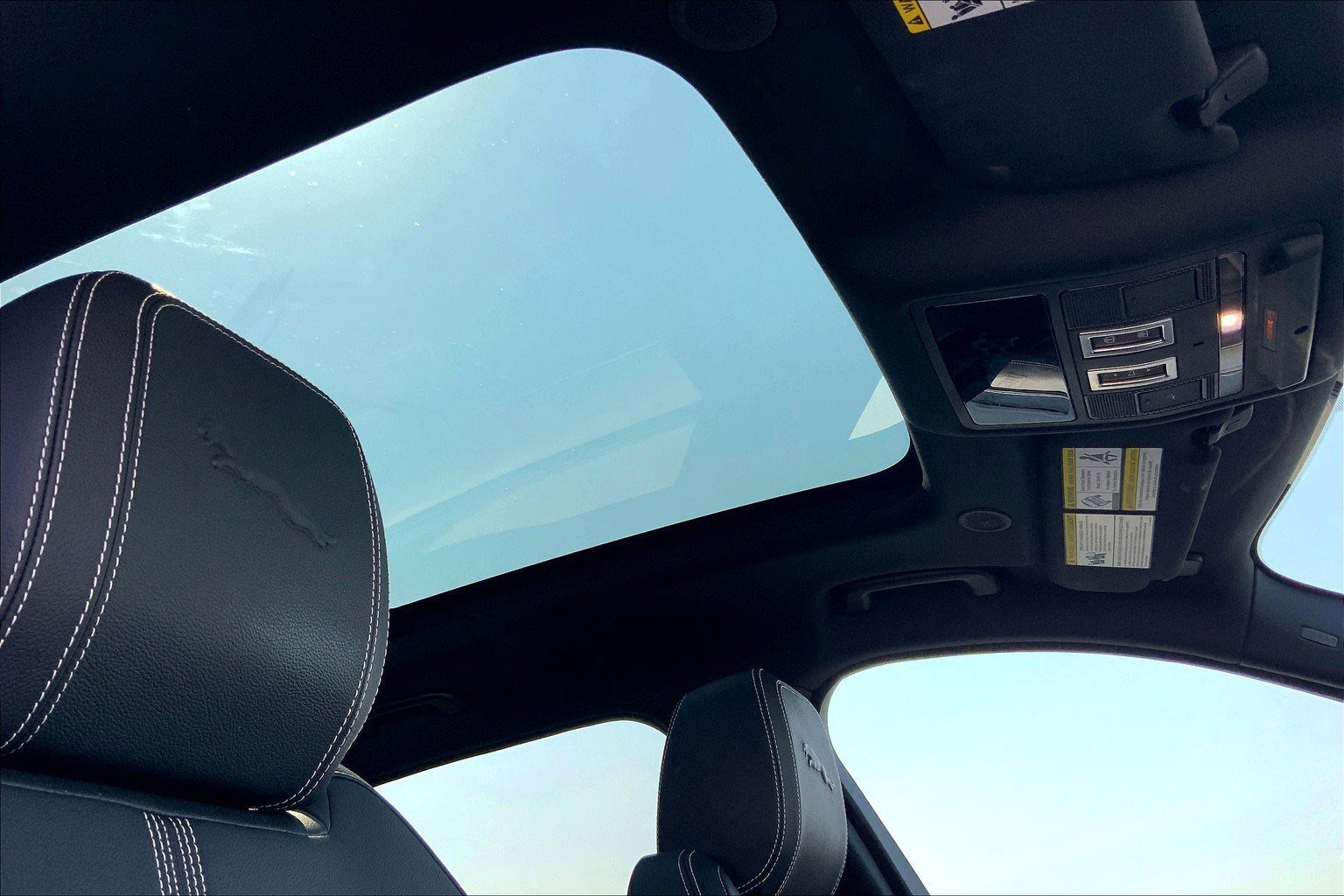 Used 2025 Jaguar F-PACE R-Dynamic S image 25