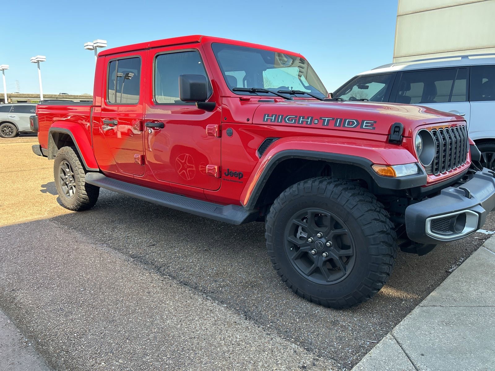 Used 2025 Jeep Gladiator High Tide image 19