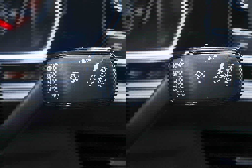 Used 2021 Volkswagen Jetta R-Line image 25