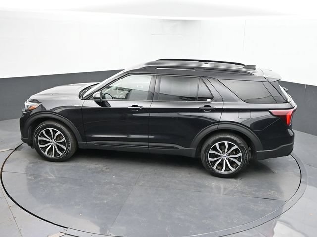 Used 2025 Ford Explorer ST-Line AWD/4WD image 43
