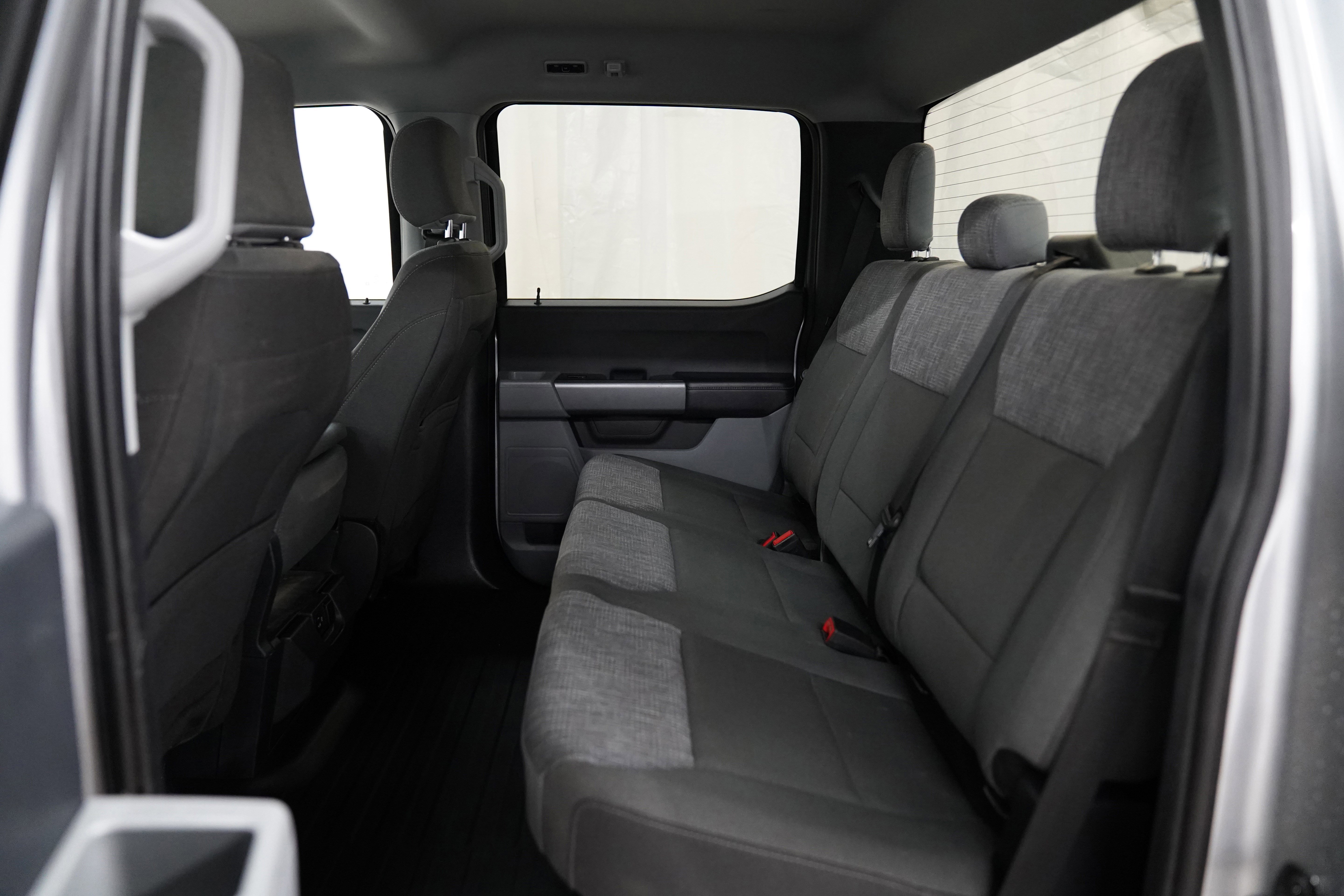 Used 2023 Ford F150 XLT image 5