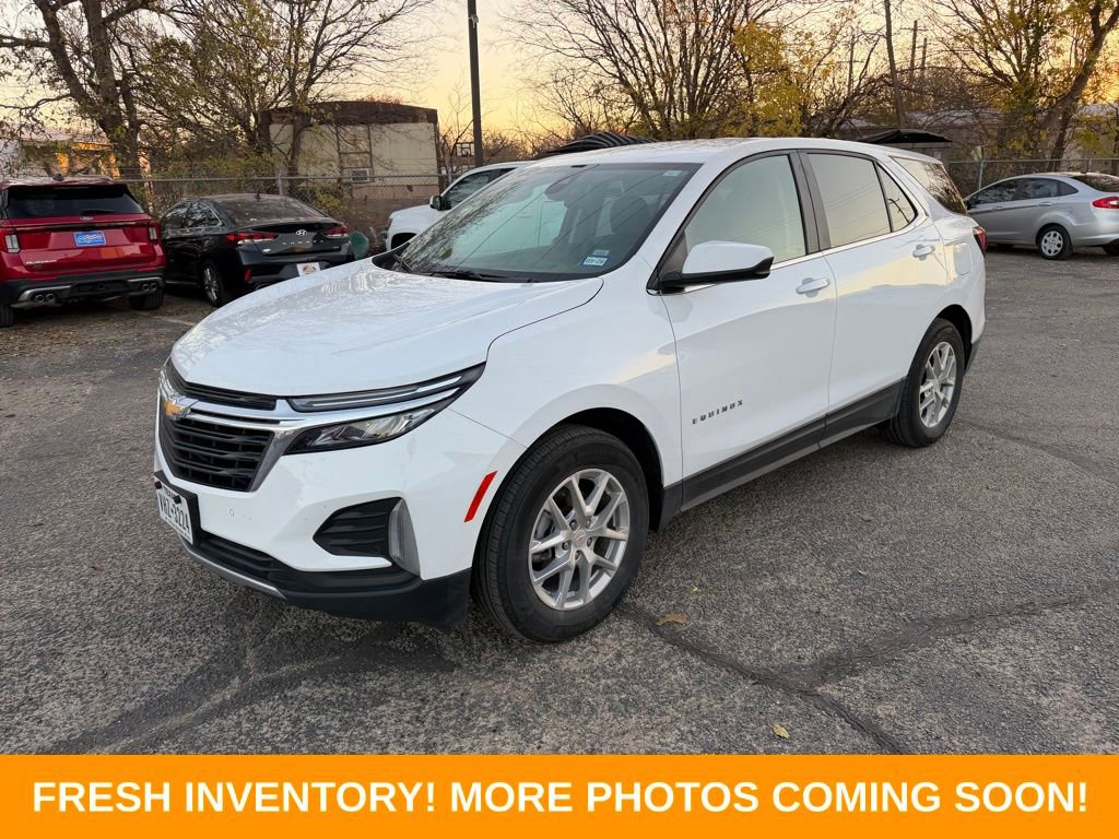Used 2024 Chevrolet Equinox LT image 3