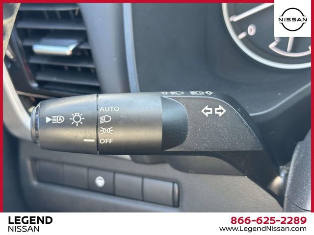 Used 2023 Nissan Rogue SL image 33