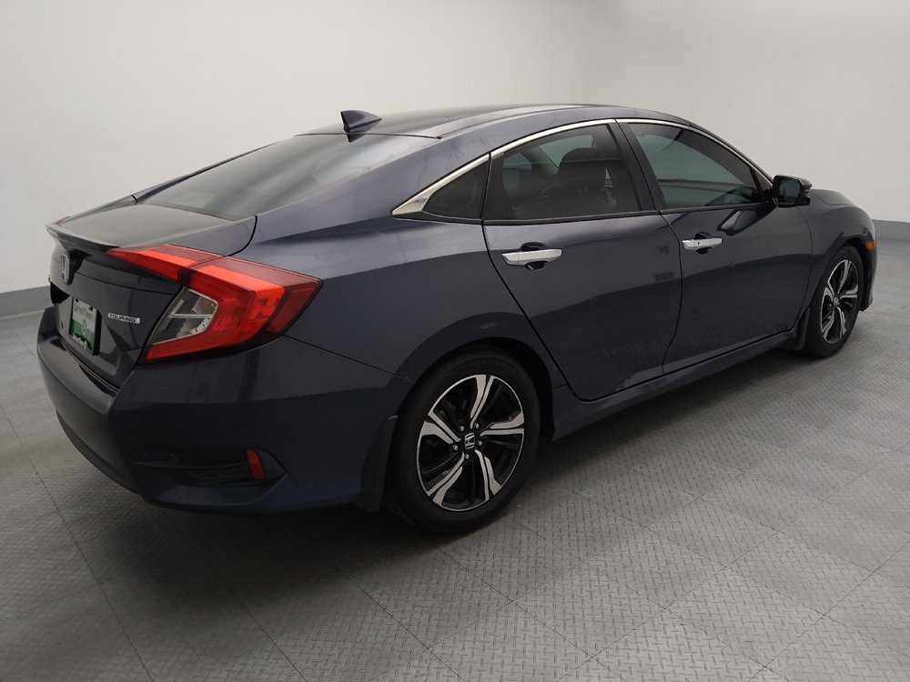 Used 2017 Honda Civic Touring image 10