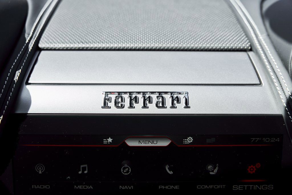 Used 2020 Ferrari GTC4Lusso image 77