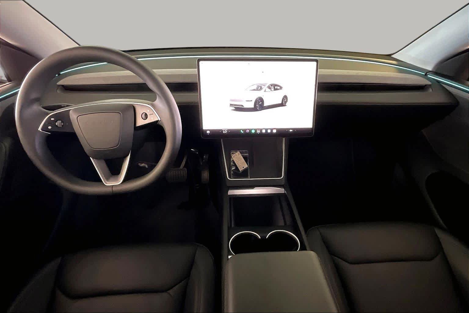 Used 2026 Tesla Model Y 2WD image 13