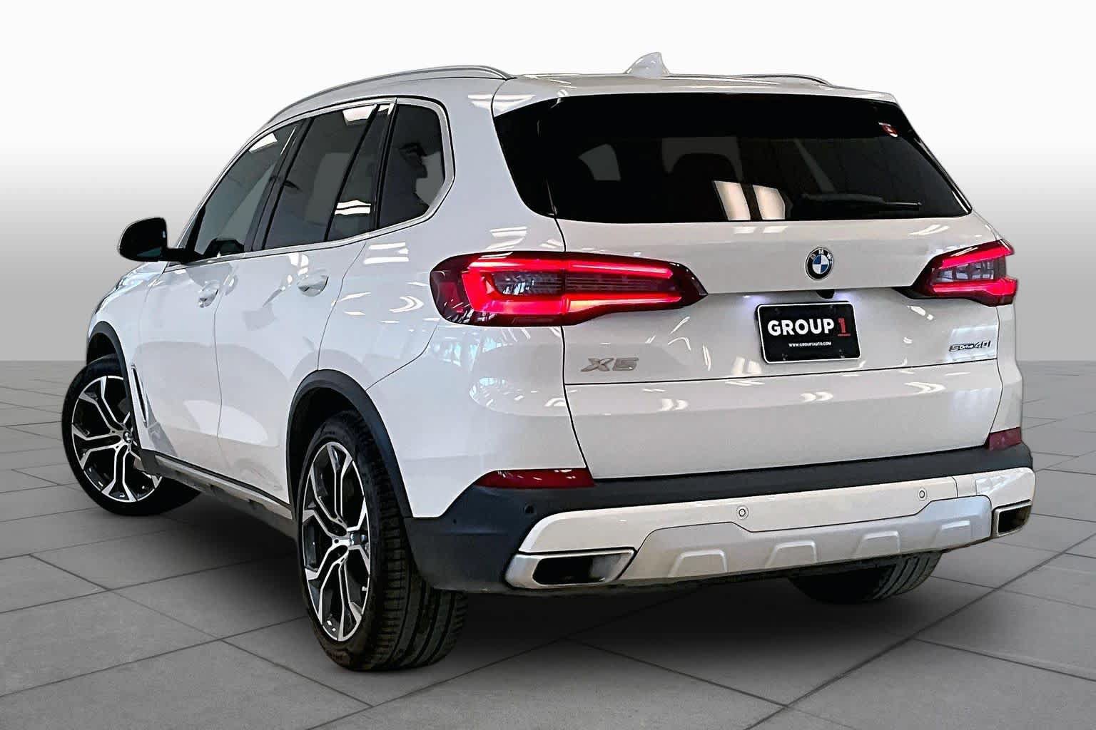 Used 2023 BMW X5 sDrive40i w/ Climate Comfort Package RWD image 11