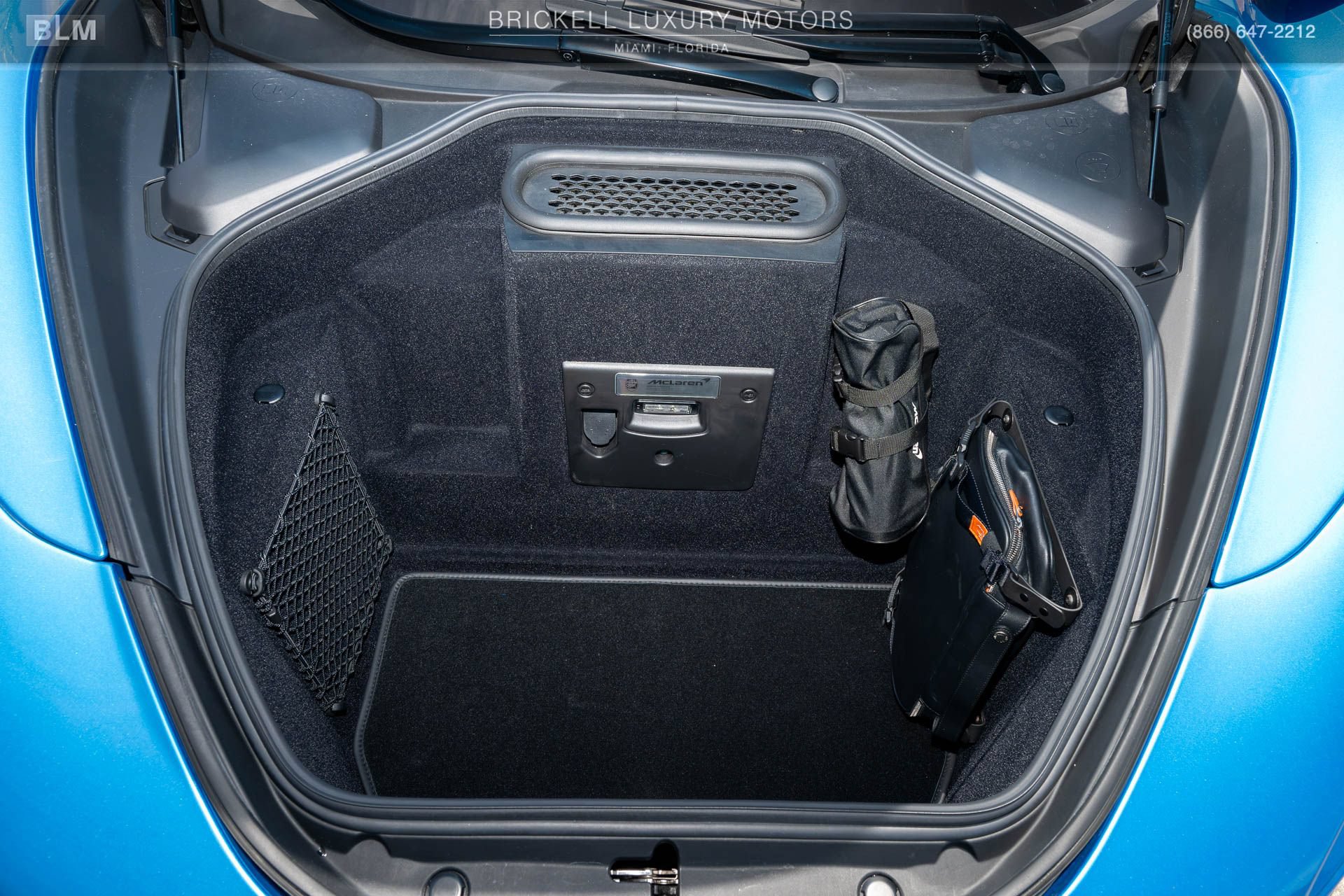 Used 2025 McLaren 750S RWD image 21