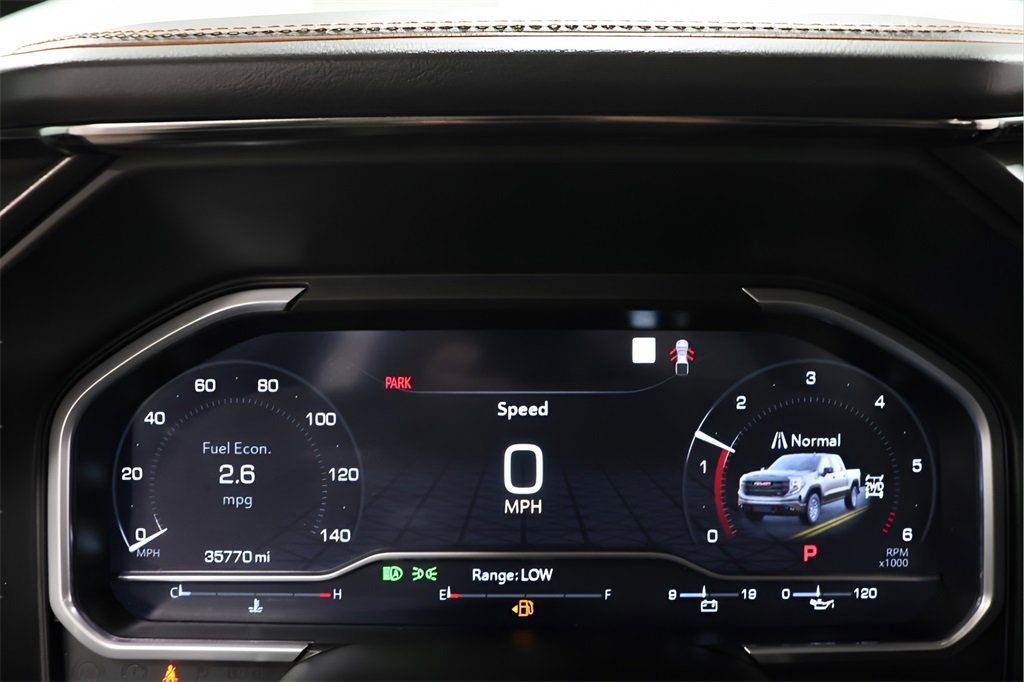 Used 2023 GMC Sierra 1500 AT4 w/ Technology Package image 12