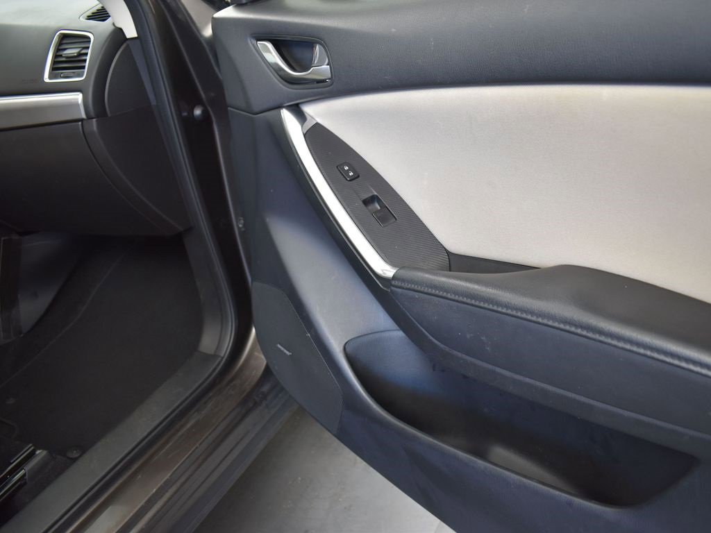 Used 2016 MAZDA CX-5 Touring w/ Touring Technology Package image 23